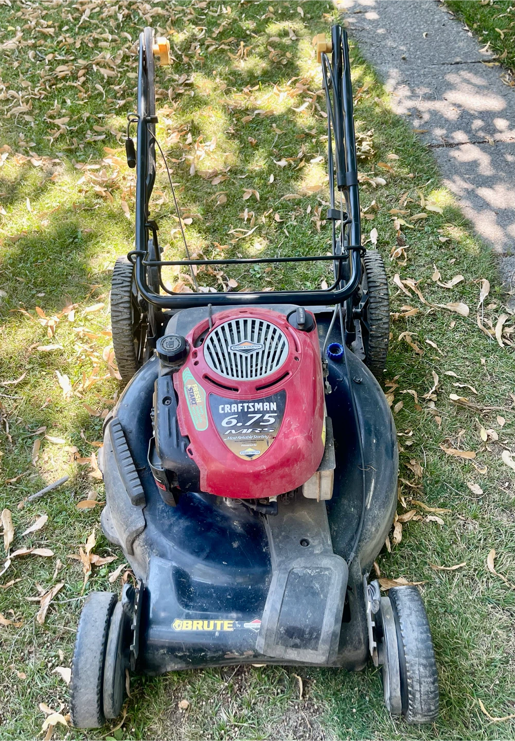 Lawnmower Craftsman gas self-propelled
