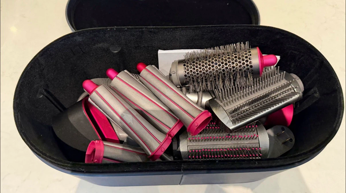 Dyson AirWrap Complete HS01 - All Attachments - With Case - photo 2