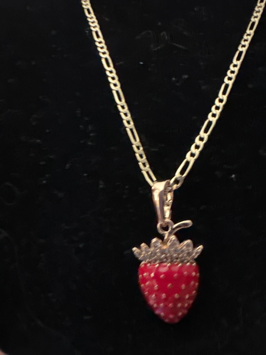 14kGold laminated Strawberry Pendant Necklace - photo 2