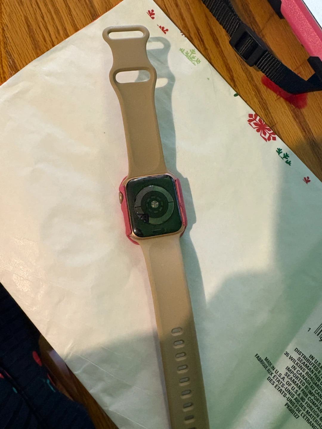 Apple Watch Series 5 Gold Aluminum Case - photo 3
