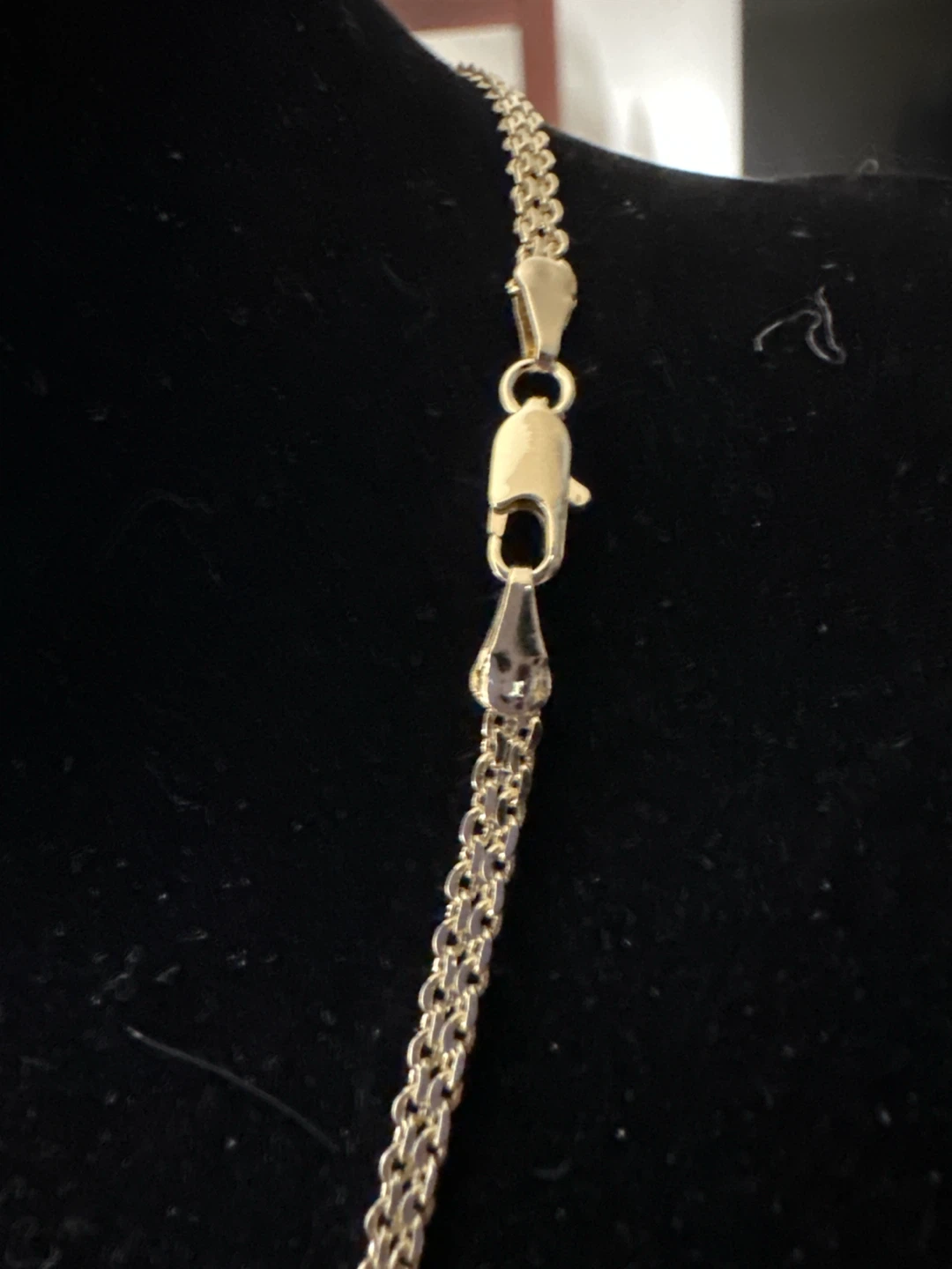 14kGold laminated St. Jude Necklace with Green Emerald Heart - photo 2