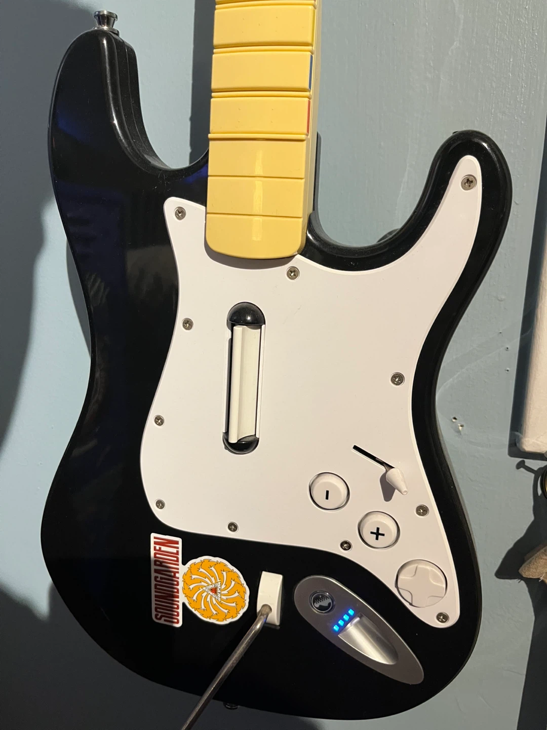 Rock Band Guitar, Receiver & Game