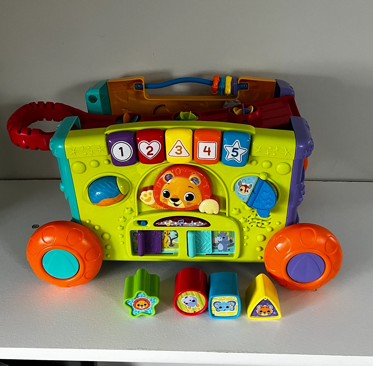 VTech Sort and Discover Activity Wagon Toy