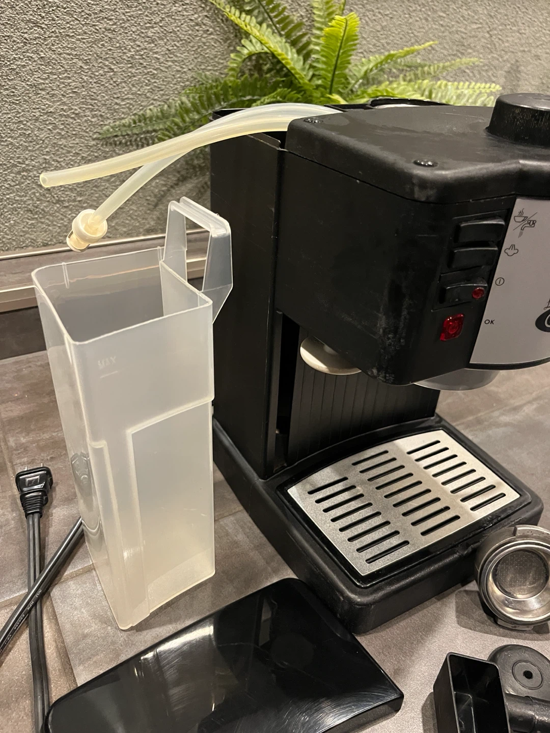 Delonghi manual espresso machine with steamer - photo 3
