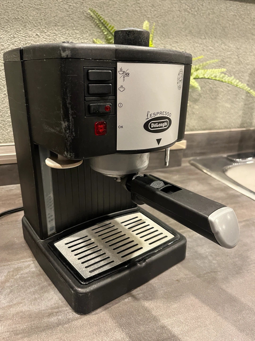 Delonghi manual espresso machine with steamer - photo 5