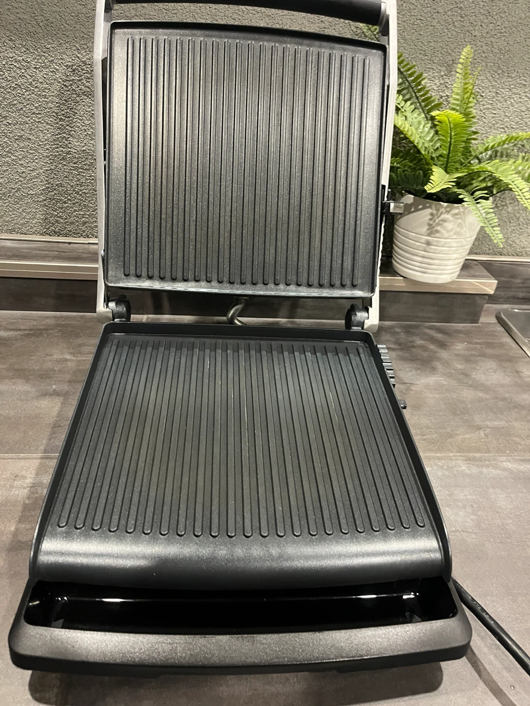 Breville Panini Press and Grill - photo 5