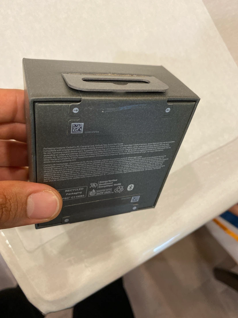 Samsung Galaxy Buds 4 Pro (SEALED NIB) - photo 3