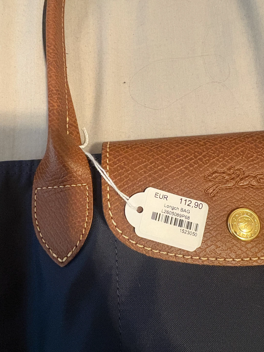 Longchamp bag, still has the tag, brand new never used. - photo 3