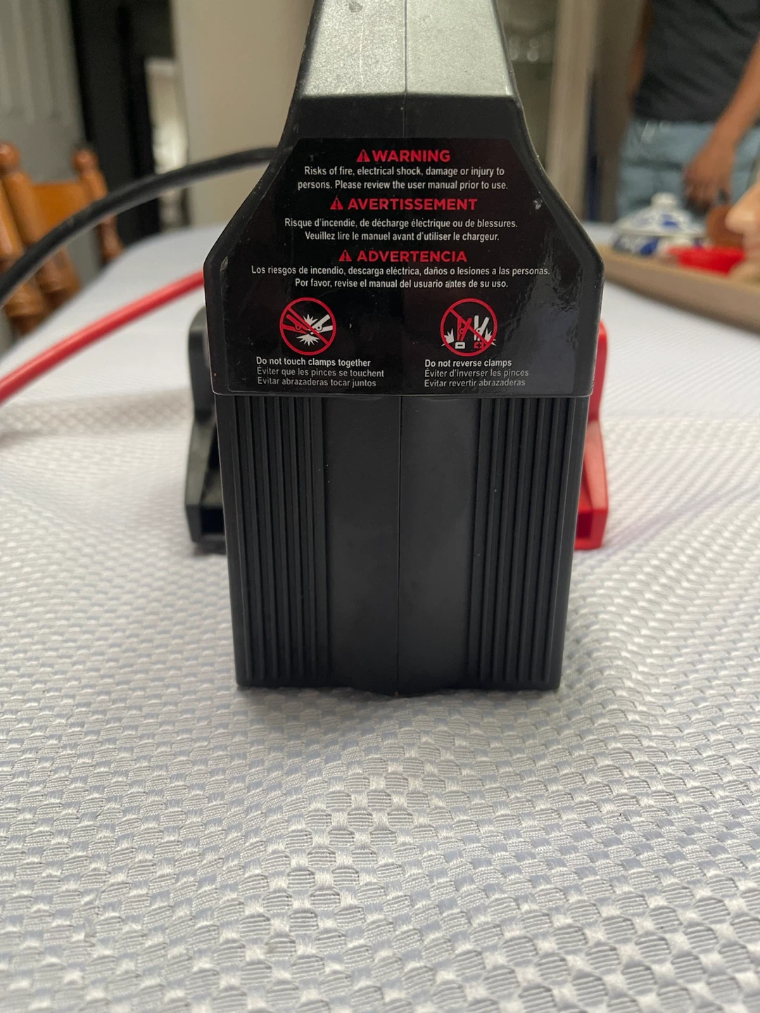 Duracell 600 Peak Amps Jump Starter - photo 3