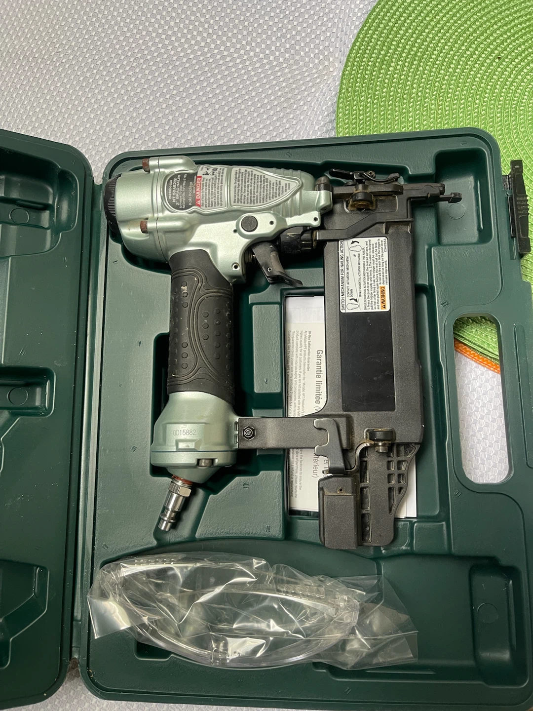 Metabo HPT NT50AE2 2" Brad Nailer - photo 2