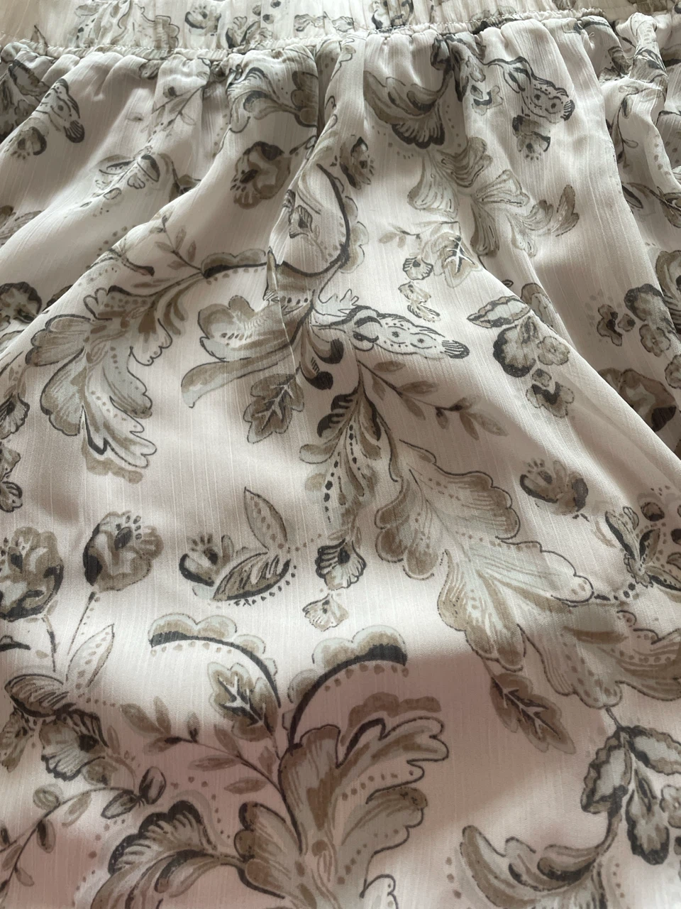 Brand new Reitmans Floral Midi Skirt - Size M - photo 3