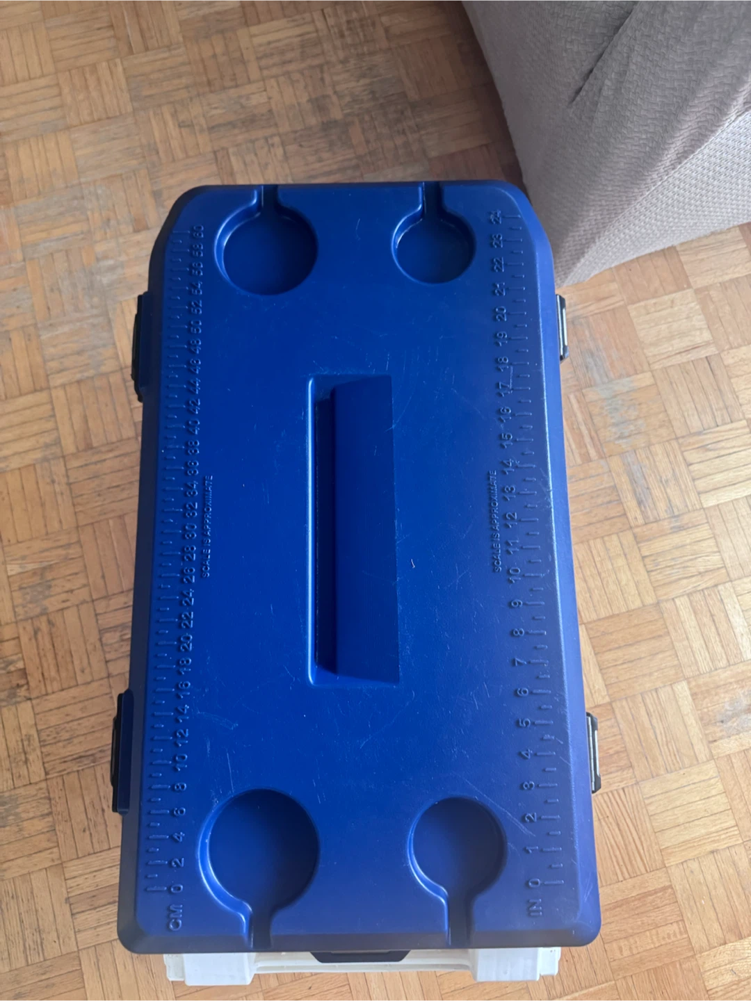 Igloo Latitude 90 Roller Cooler - photo 4