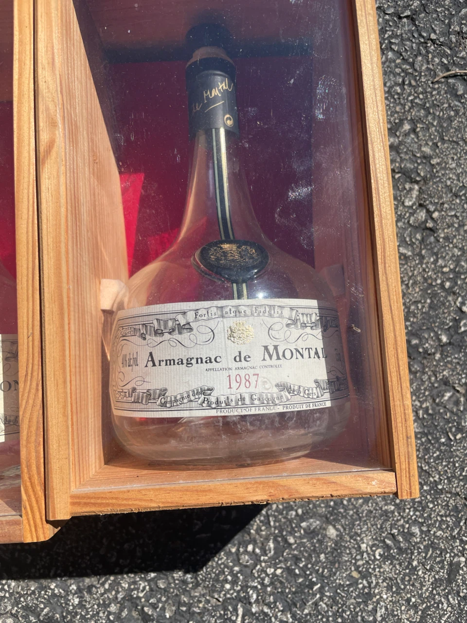 empty bottles Armagnac de Montal Collection (1984, 1987, 1988) - photo 3