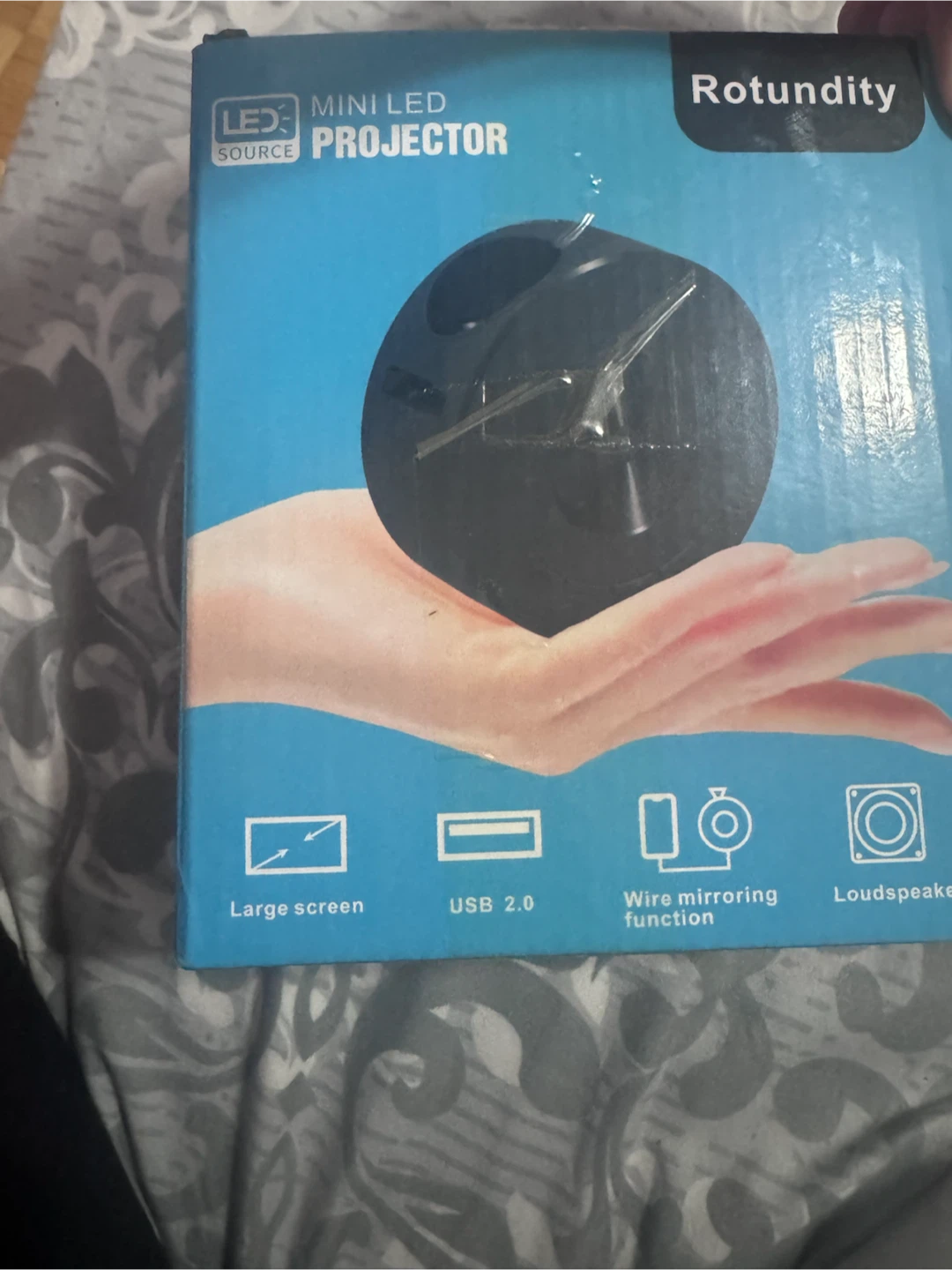Rotundity Mini LED Projector - photo 3