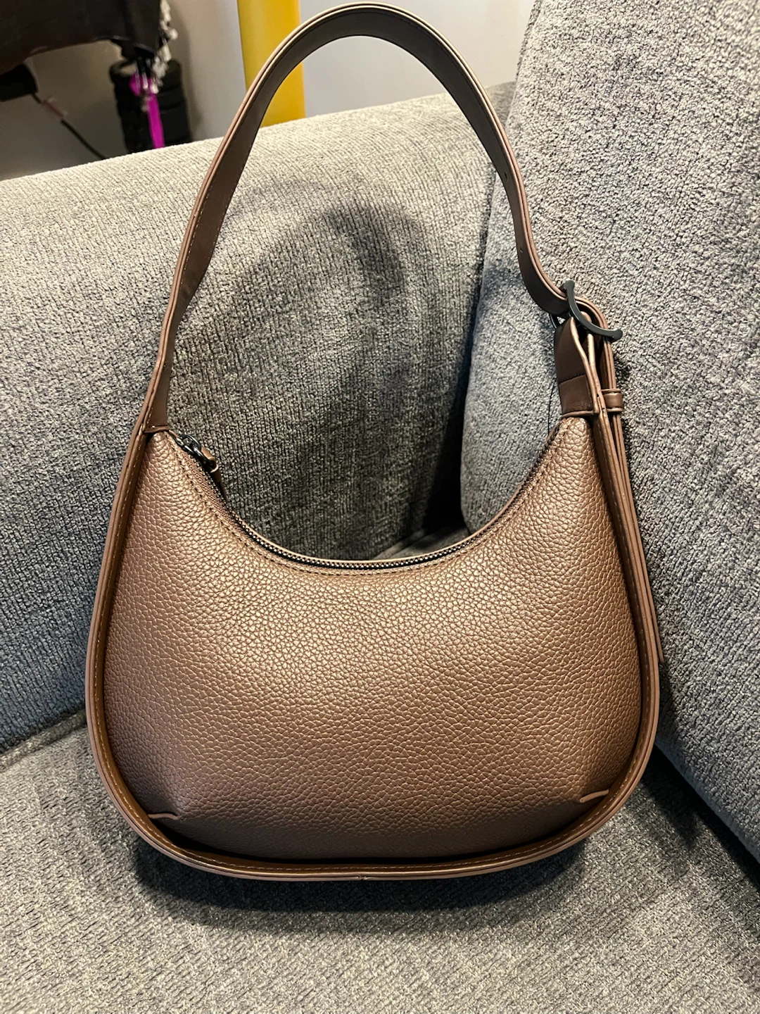 DKNY brown shoulder bag - photo 2