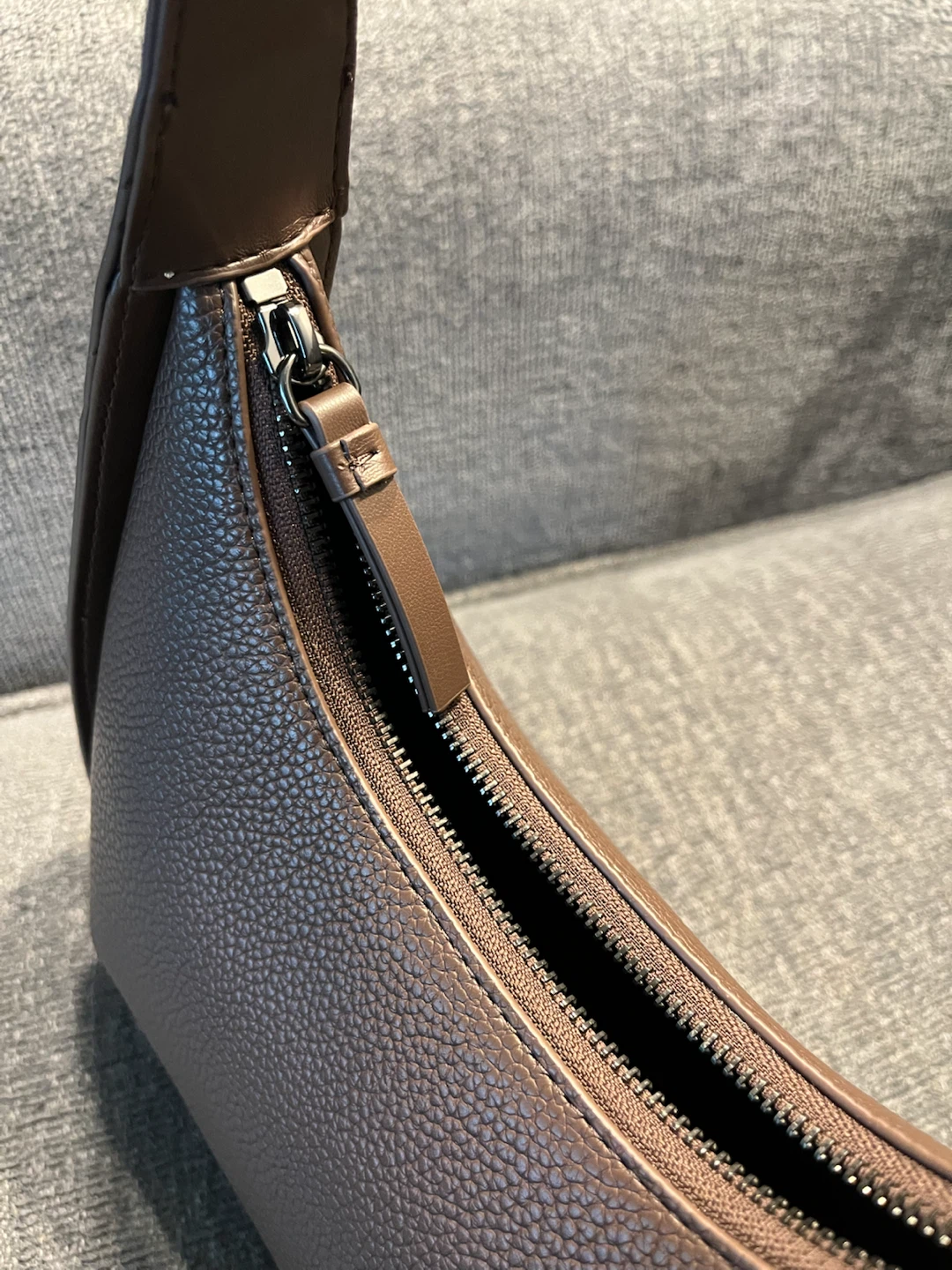 DKNY brown shoulder bag - photo 5