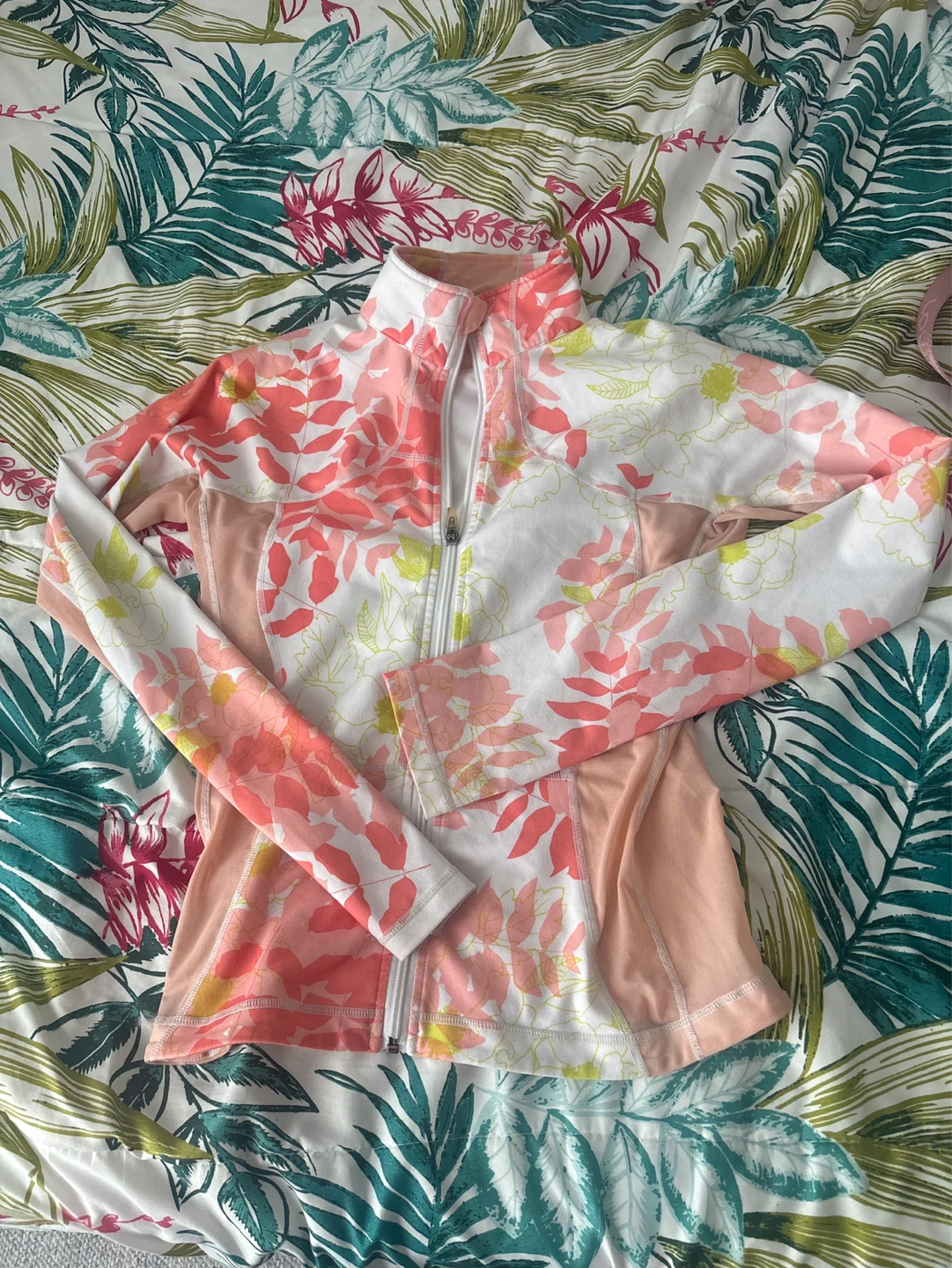 LululemonWomen's Floral Zip-Up Athletic Top