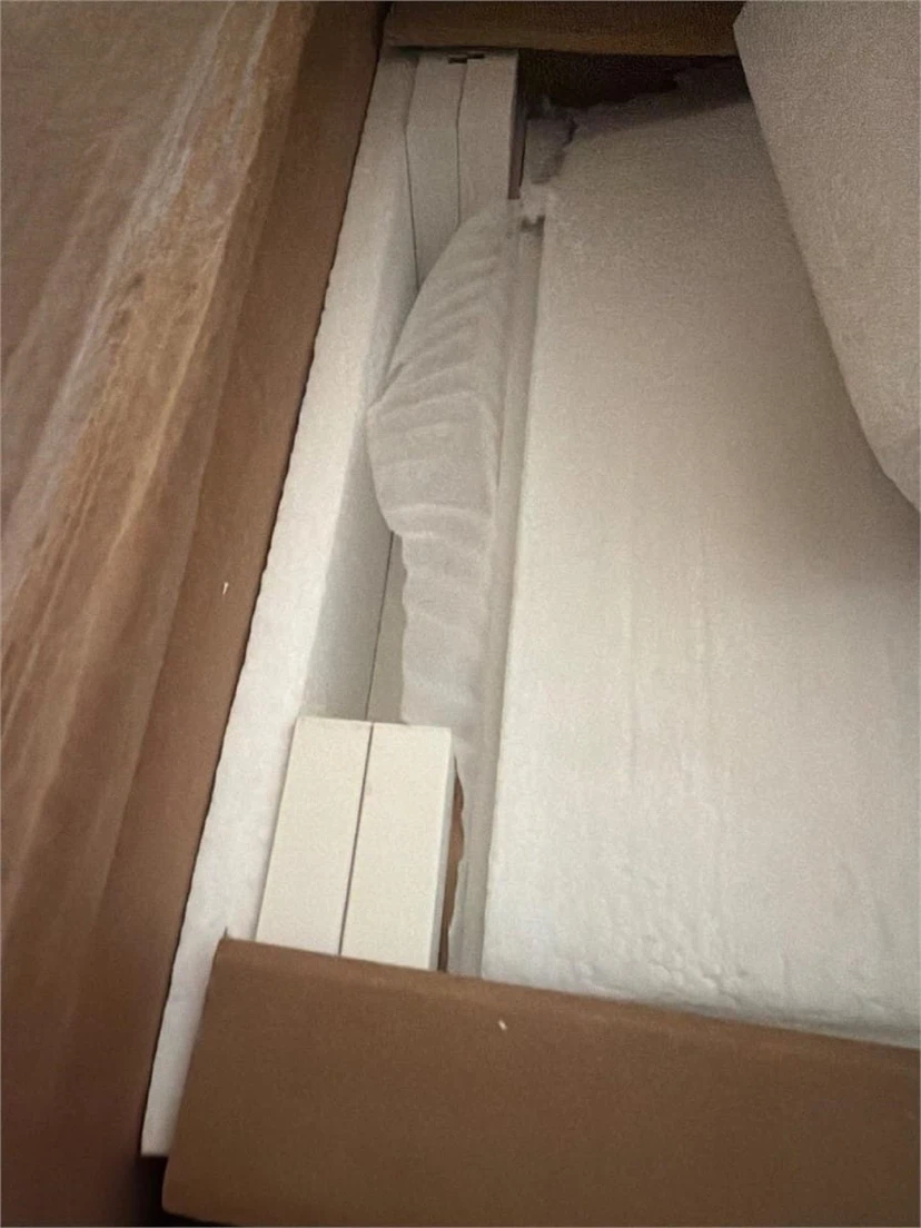 White bathroom storage cabinet - photo 3