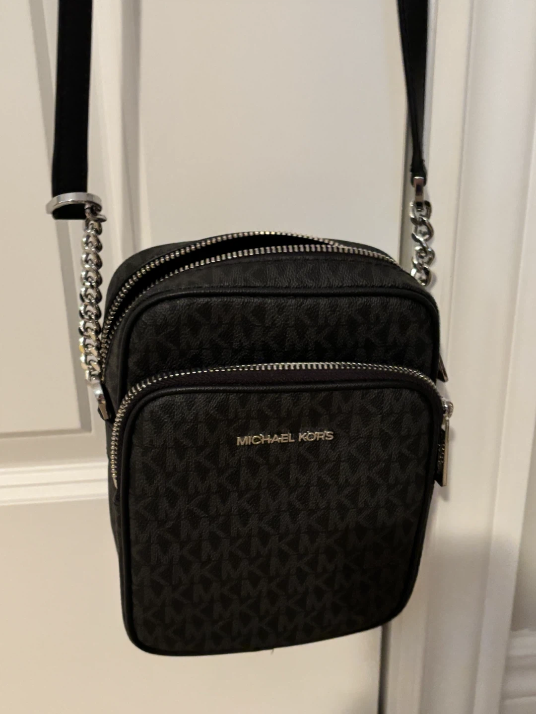 M Kors Jet Set Travel Medium Logo Crossbody Bag - photo 2