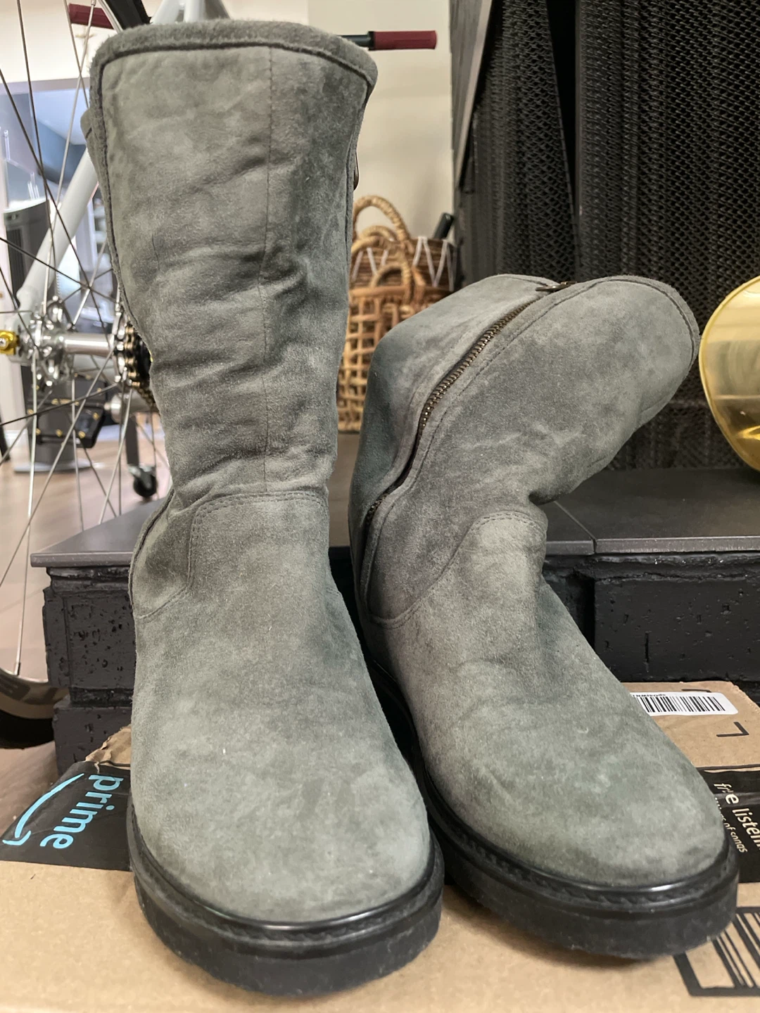 UGG Collection Grey Suede Boots - photo 2