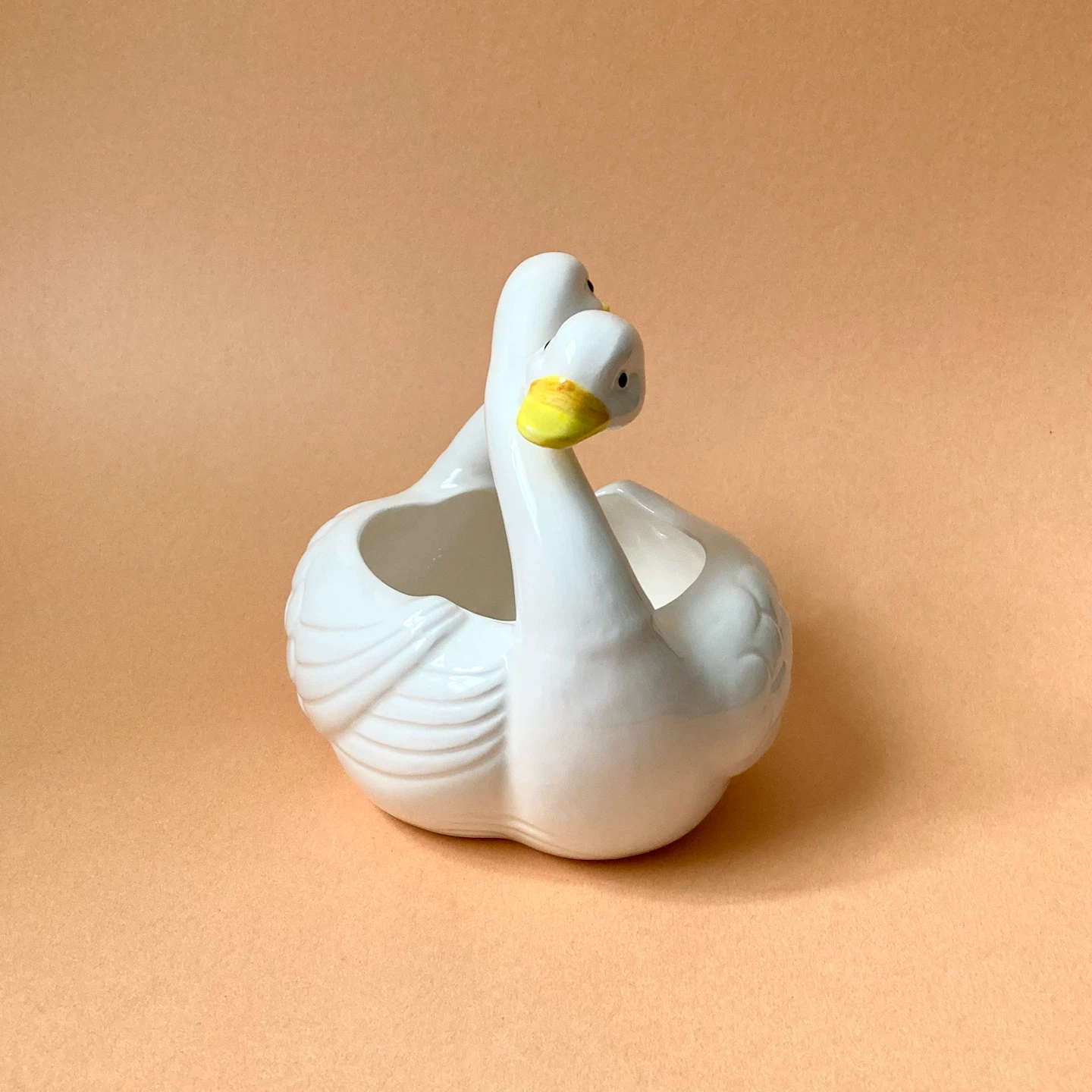 Vintage Swans Planter - photo 4