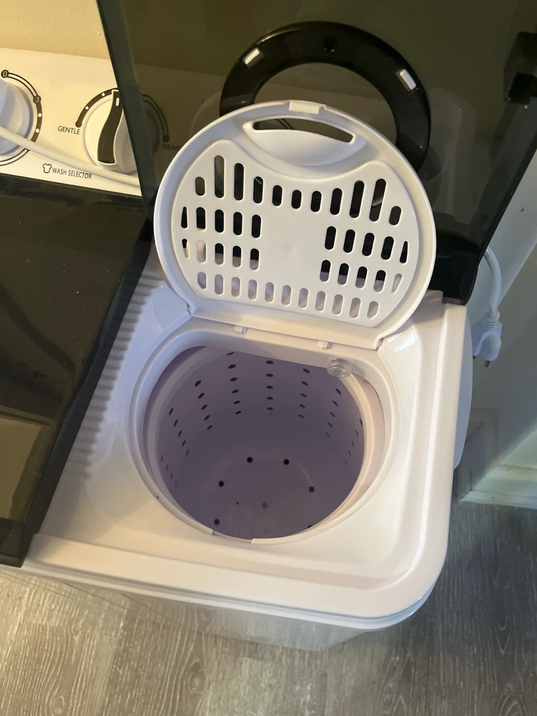 Compact Twin Tub Washing Machine - photo 4