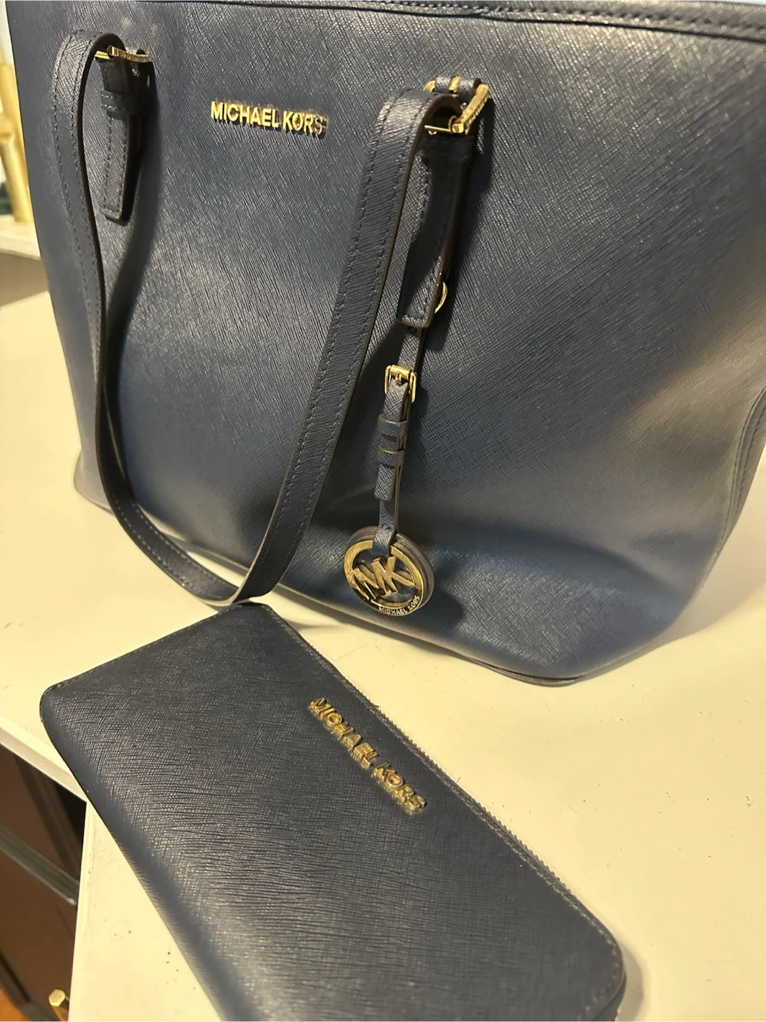 Michael Kors Navy Tote Bag and Wallet Set - photo 2