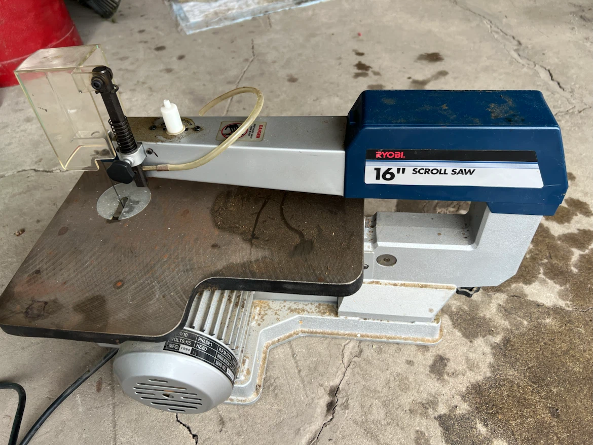 Ryobi 16" Scroll Saw