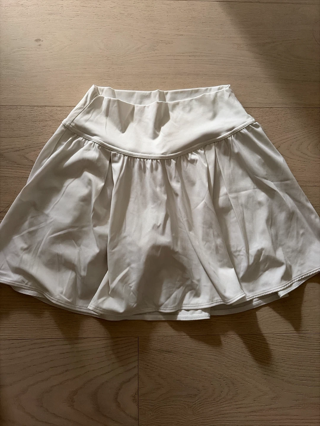Gilly Hicks White Tennis Skort Size S