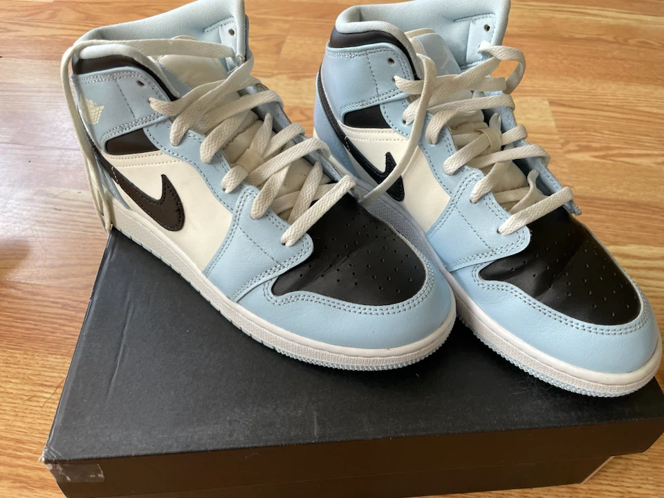 Air Jordan 1 Mid Light Blue Black White Sneakers size 6.5 youth