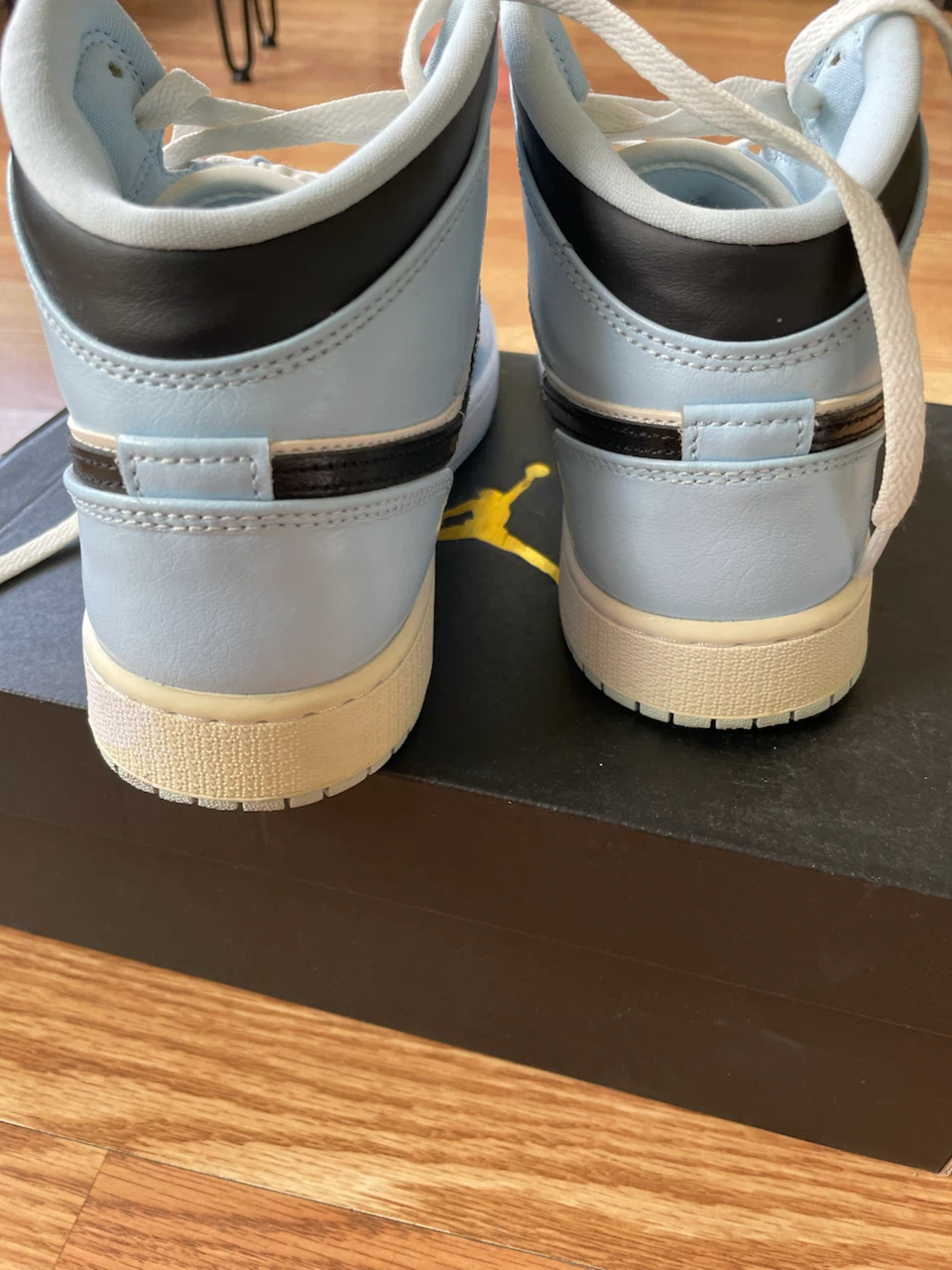 Air Jordan 1 Mid Light Blue Black White Sneakers size 6.5 youth - photo 5