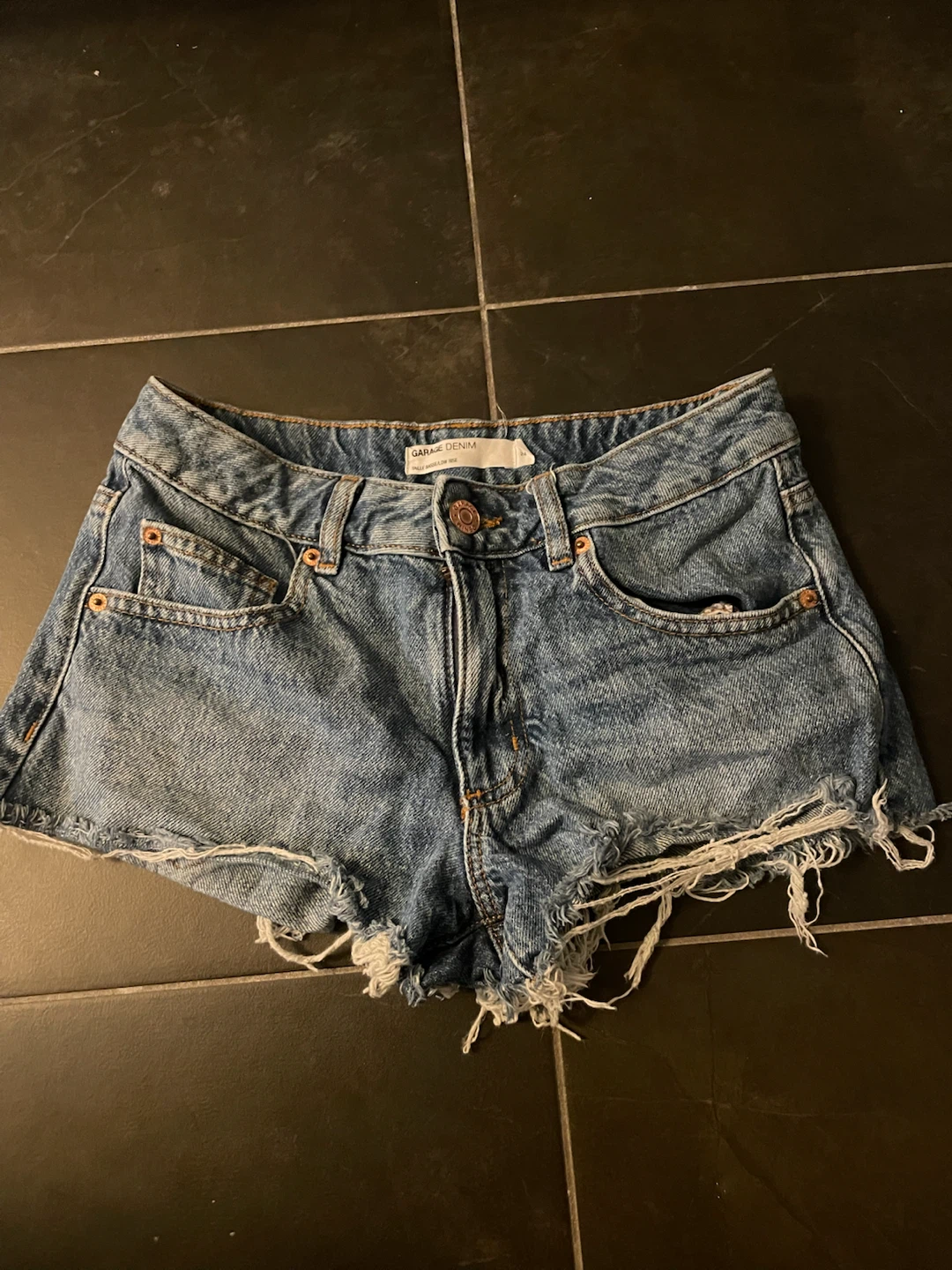 Garage Denim Low Rise Shorts Size 0