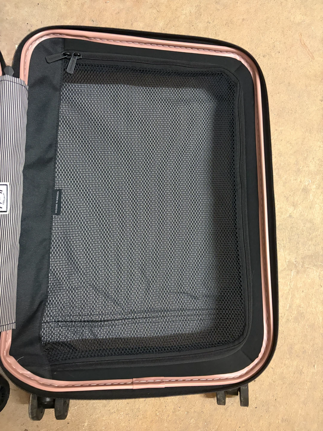 Herschel Suitcase - Pink - photo 5