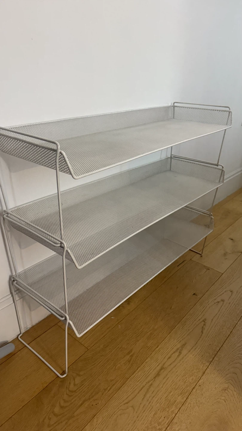 Free! 3-Tier Metal Mesh Rack