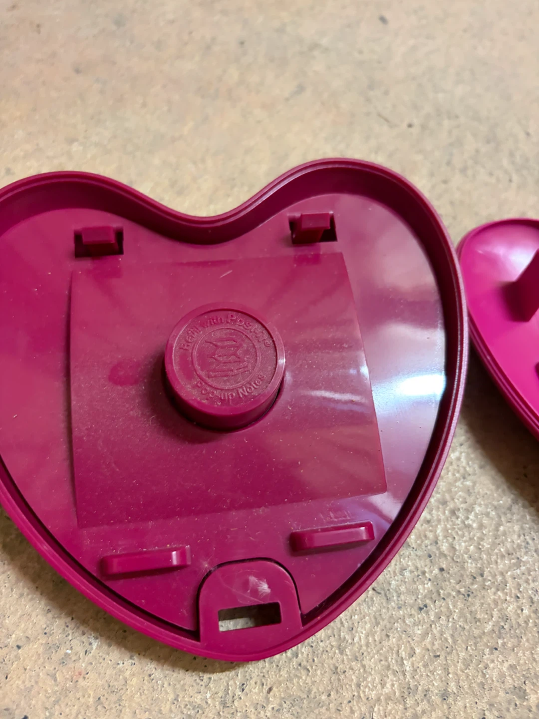 2000’s Post-it Heart Shaped Dispenser - photo 5
