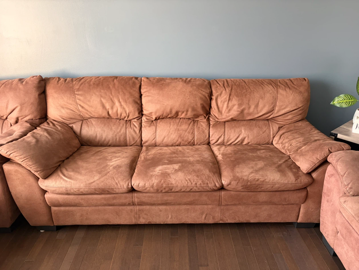 Couch set