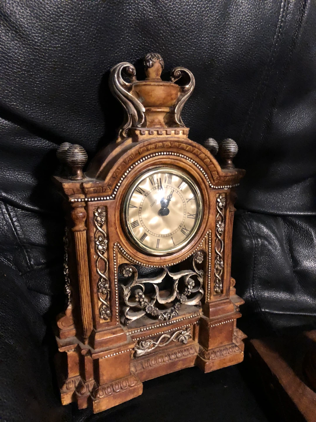 Decorative Table Clock with Pedestals & 2 Pillar Candle Holders - photo 2