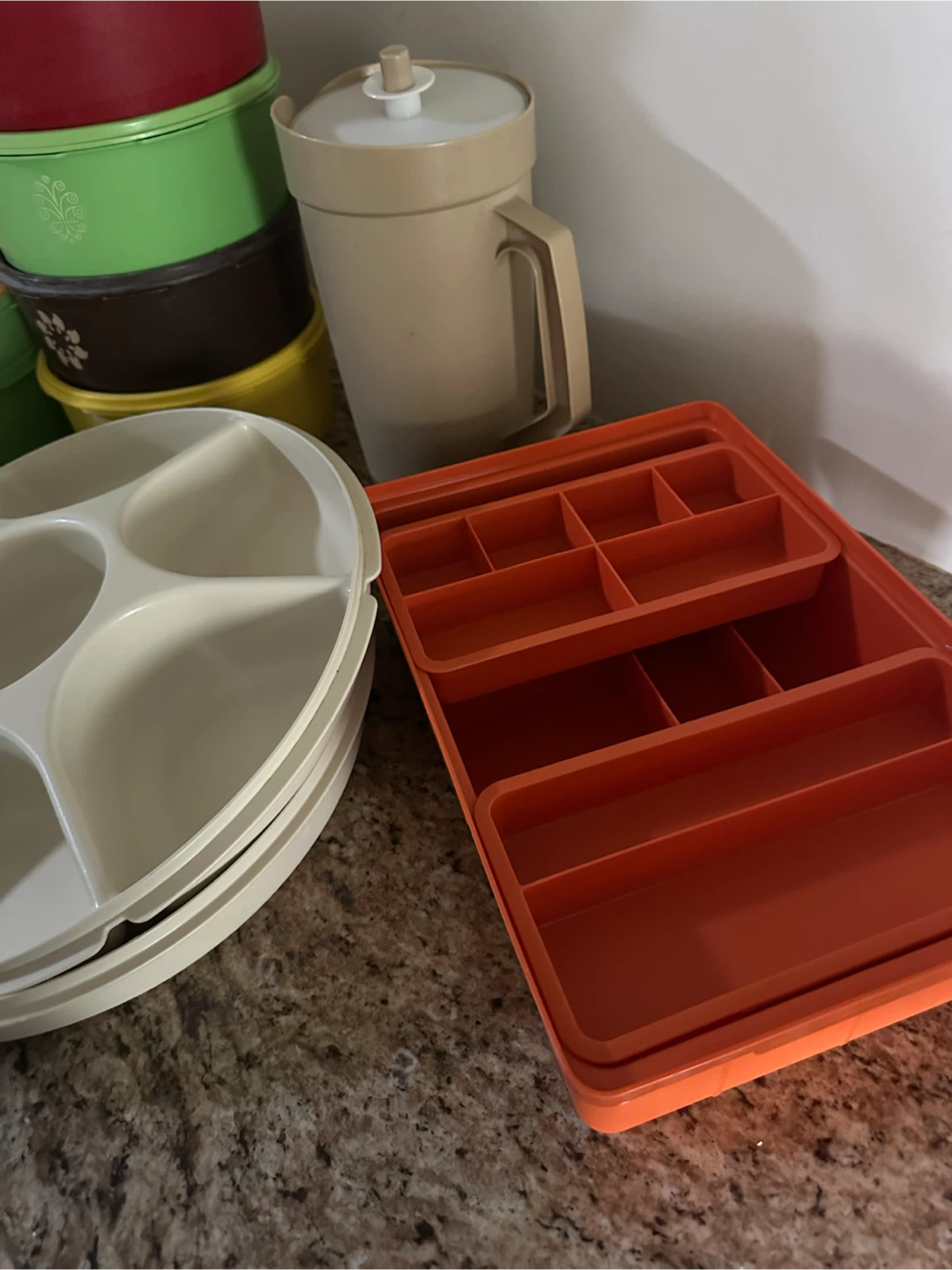 Vintage Tupperware-NEED GONE - photo 3