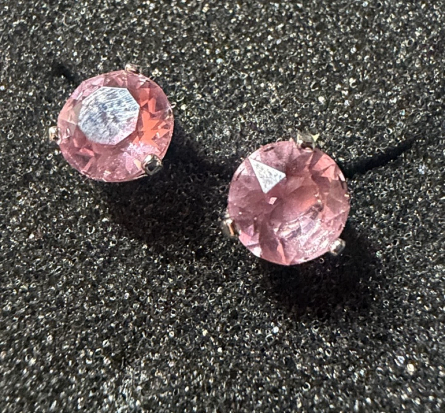 Swarovski Solitaire stud earrings Round cut Pink Rhodium plated - photo 2