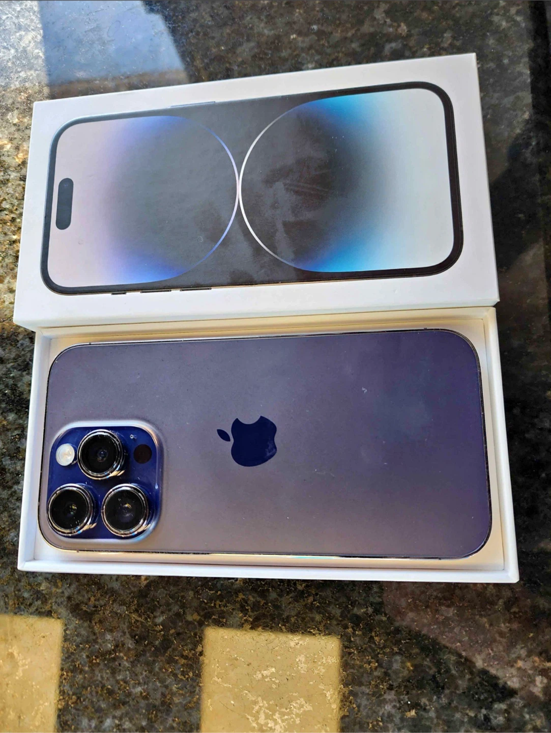 Apple iPhone 14 Pro Max - photo 2