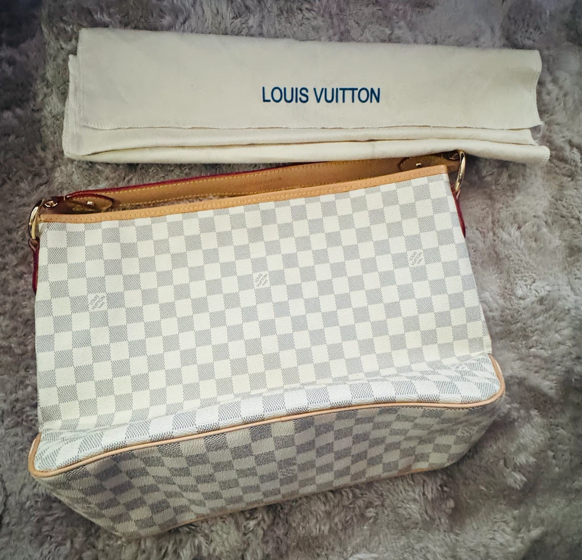LOUIS VUITTON Bag - photo 2