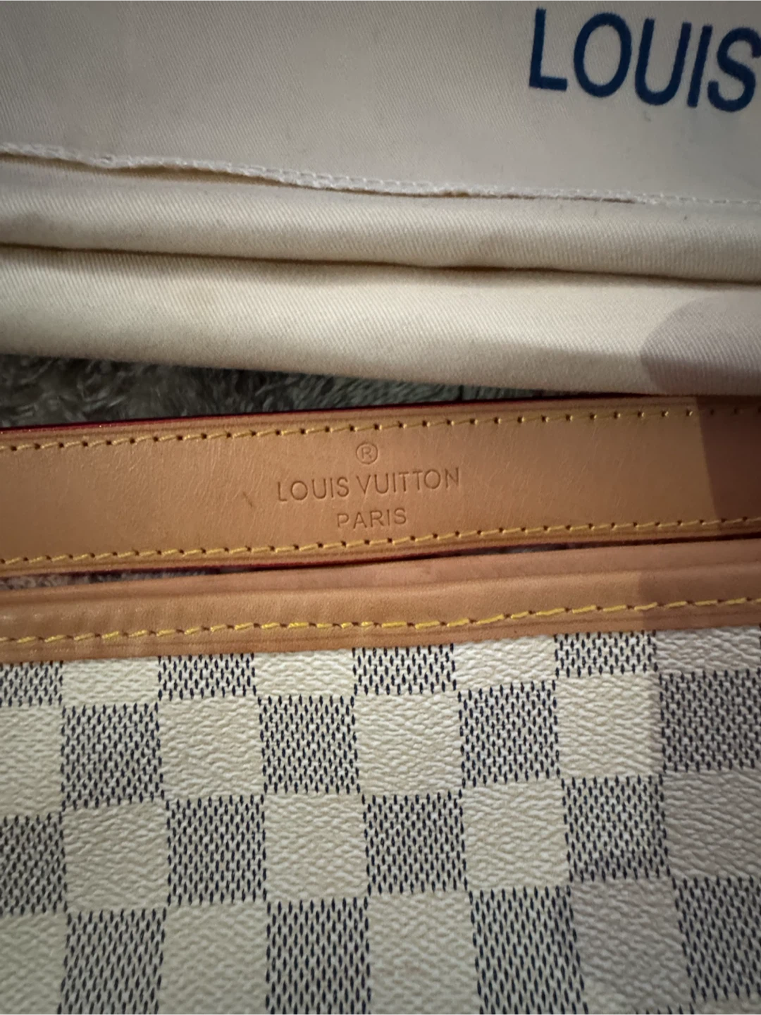 LOUIS VUITTON Bag - photo 5
