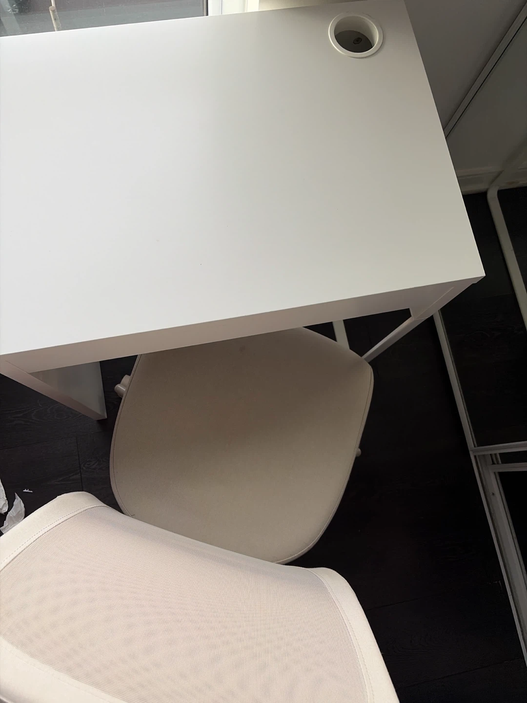 White IKEA Desk and chair - photo 2
