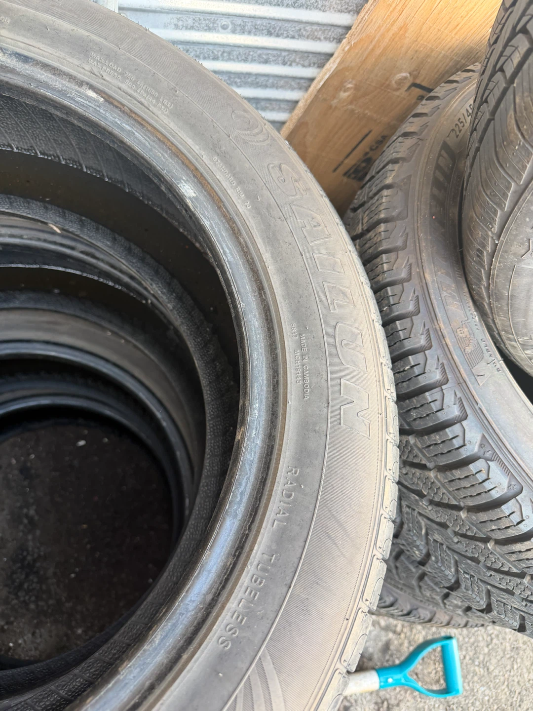All season Inspire 225/55R18 Tires (Set of 4) - photo 2