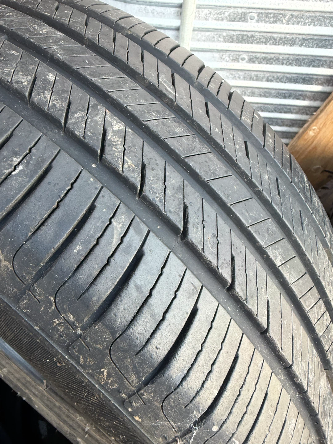 All season Inspire 225/55R18 Tires (Set of 4) - photo 5