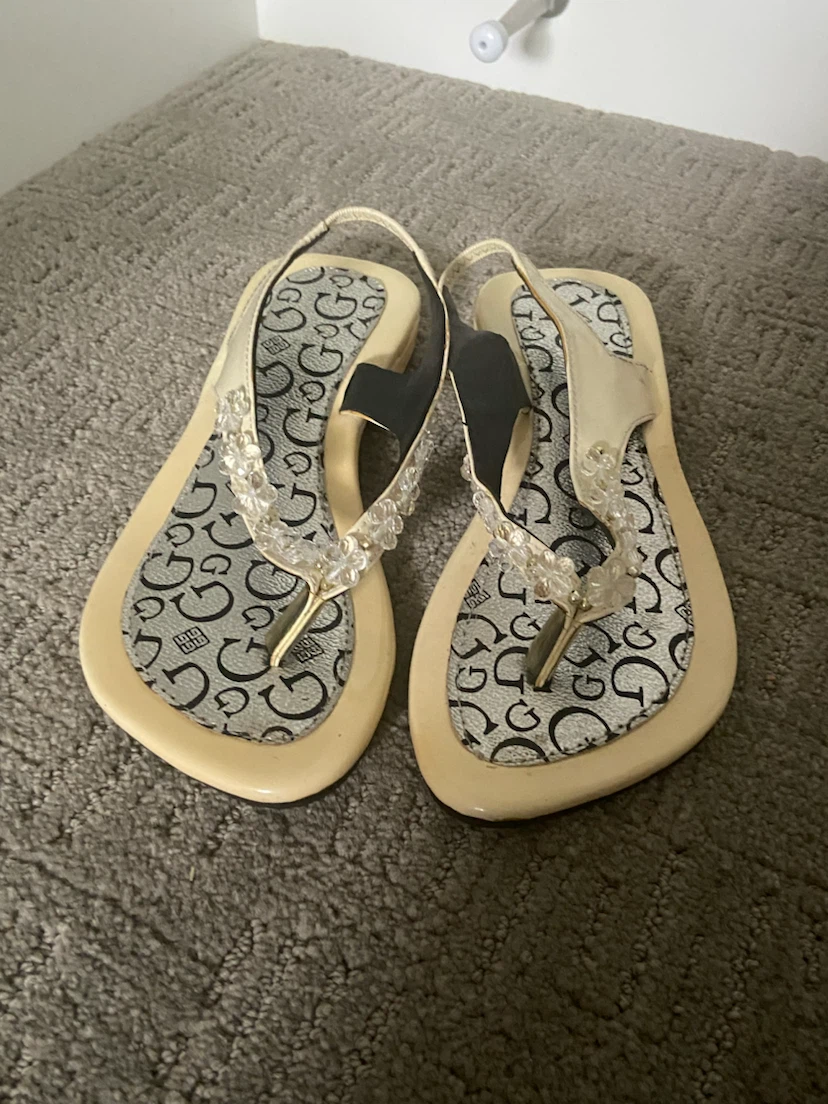 Guess sandals