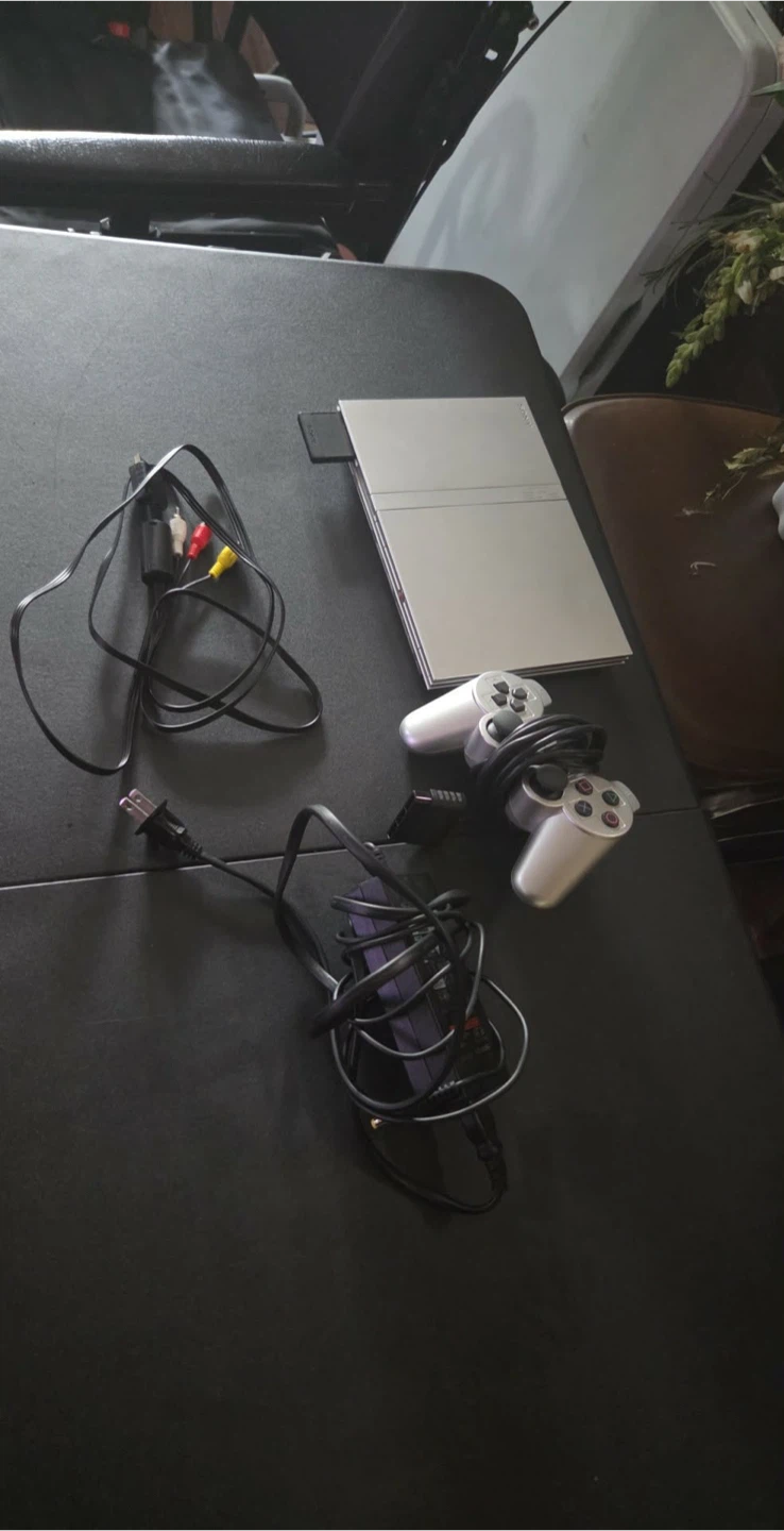 Sony PlayStation 2 Slim Console