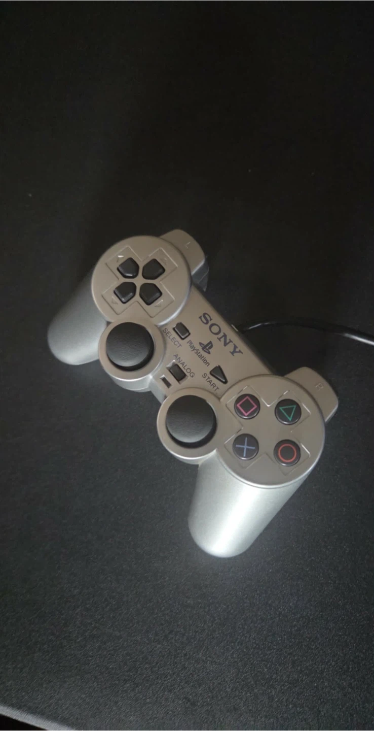 Sony PlayStation 2 Slim Console - photo 4
