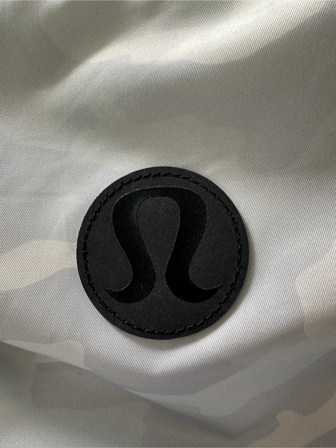 Lululemon Backpack Light Grey Camo - photo 2