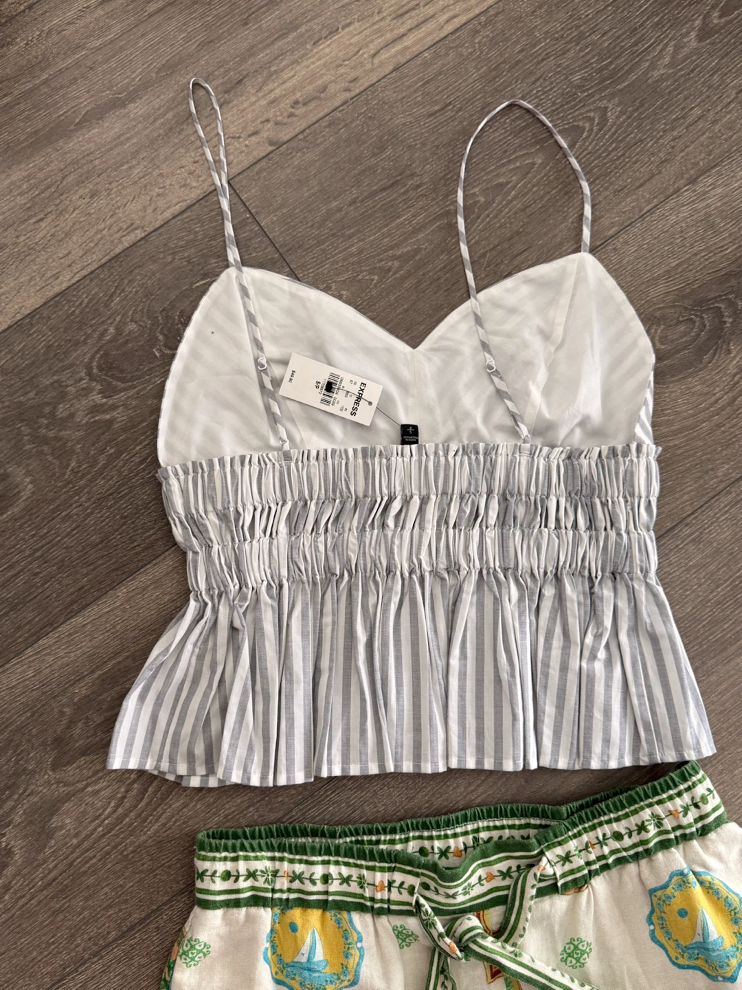 EXPRESS Striped top with tag - photo 2